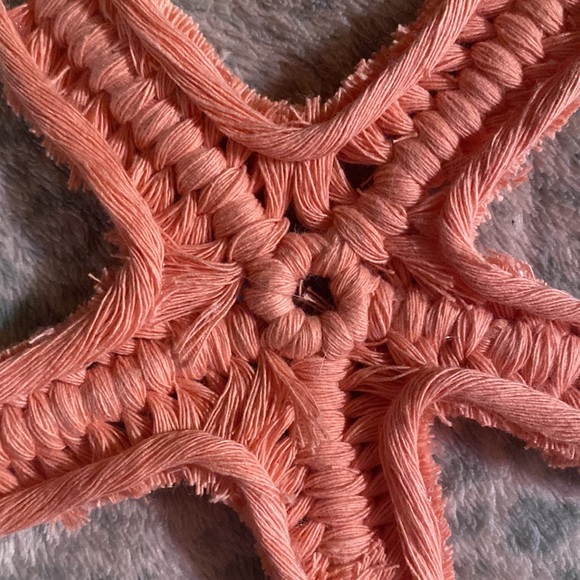 Hand Crafted Macrame Pink Starfish Home Decor - Picture 5 of 5